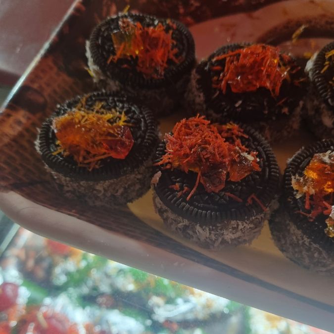 Gold Paan